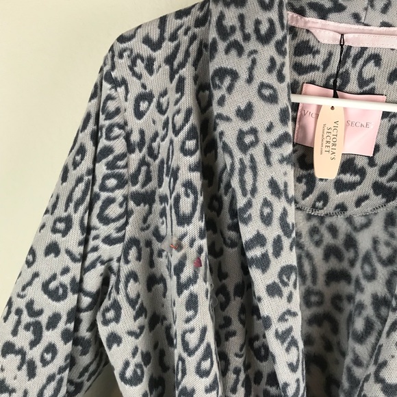 Victoria Secret Robe, Large, NWT - Picture 5 of 8